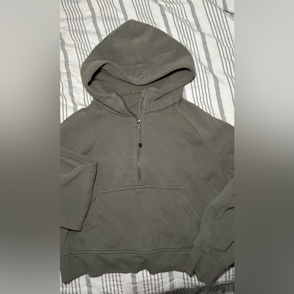 Lululemon scuba 1/2 zip hoodie